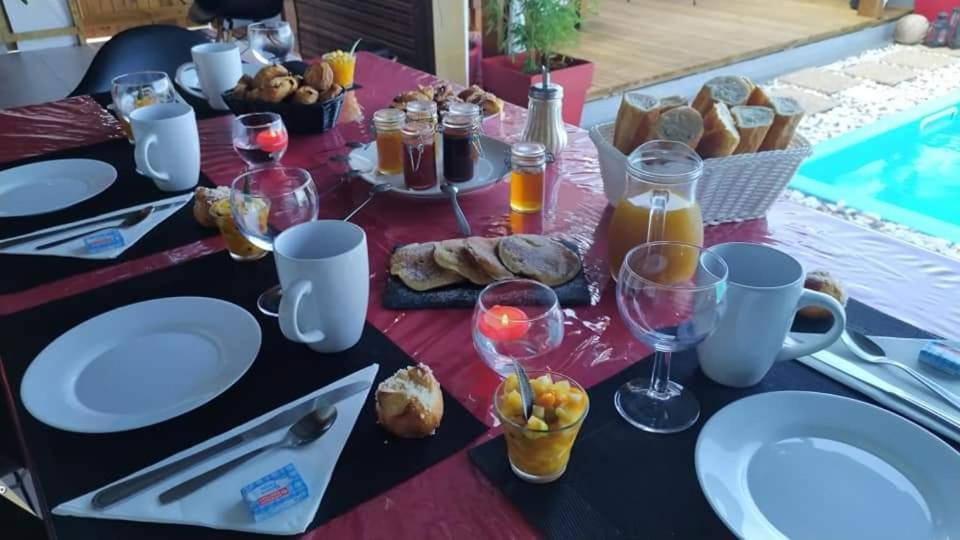 Bed and Breakfast La Kazanou Saint-Joseph Esterno foto